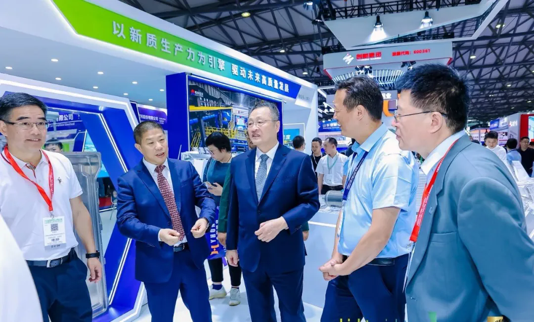 640.webp (1).png 640.webp (1).png